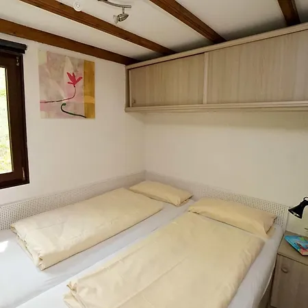 Harfenmuehle Kamp alanı *